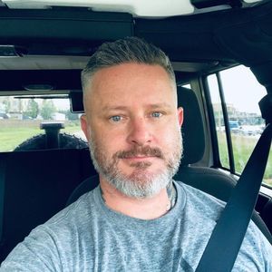 Meet your Posher, Christopher